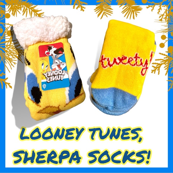 🆕 Looney Tunes Tweety Bird Sherpa Socks Limited Edition - Picture 2 of 16